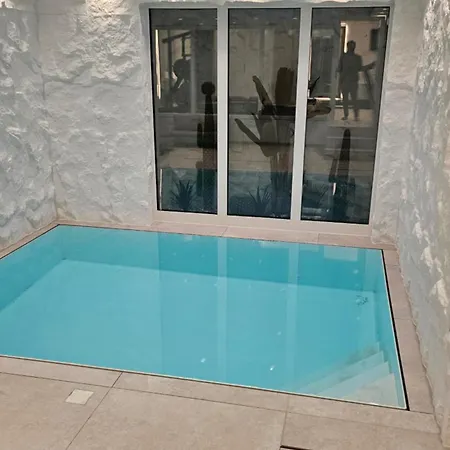 Ug Neubau - Pool Gym Sauna Extra Buchbar Apartman *